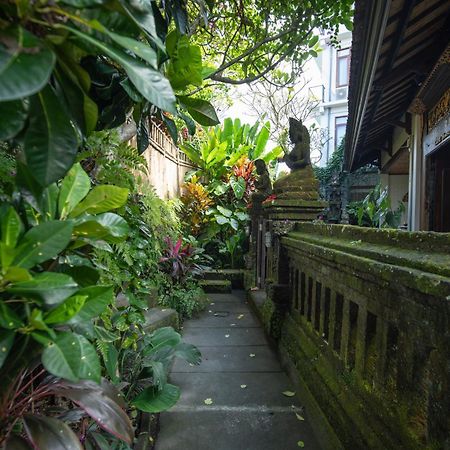 Hotel Puri Bayu à Ubud Extérieur photo
