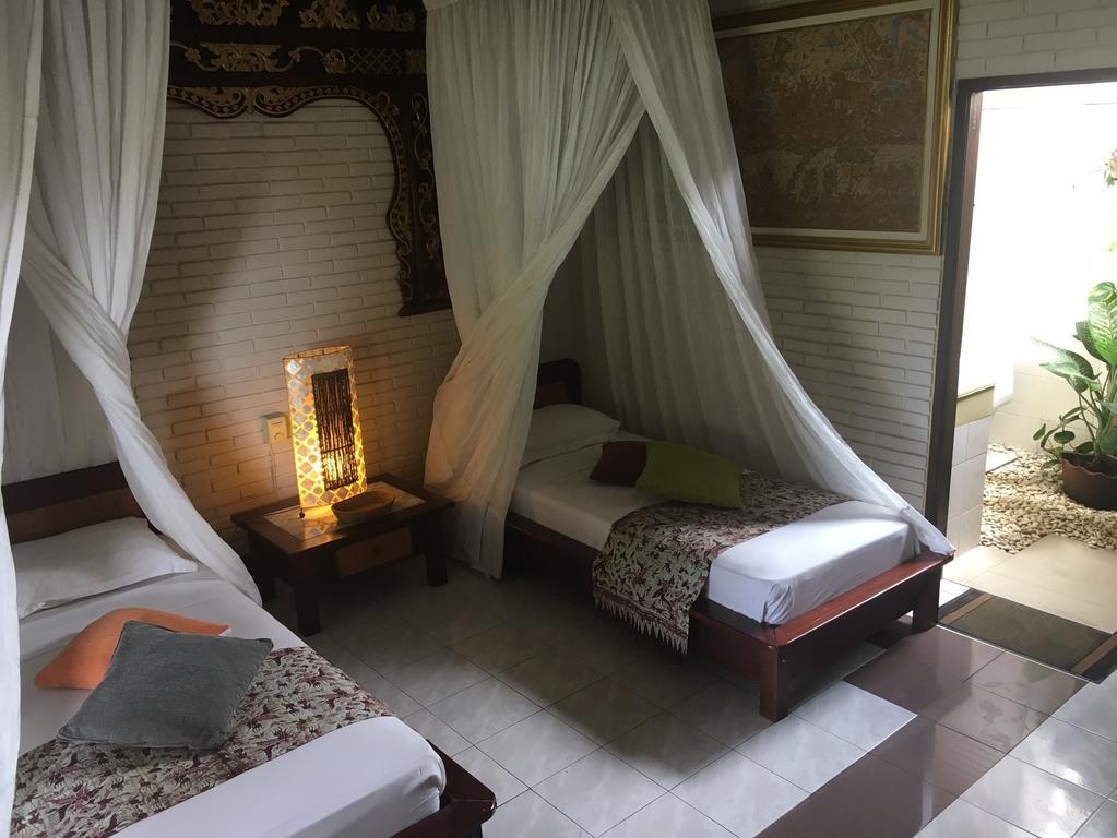Hotel Puri Bayu à Ubud Extérieur photo